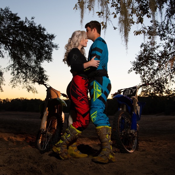 Meet your Posher, Madison - Picture 2 of 2